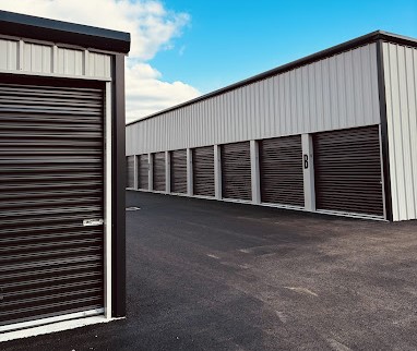 units for aurora town storage in East Aurora, NY